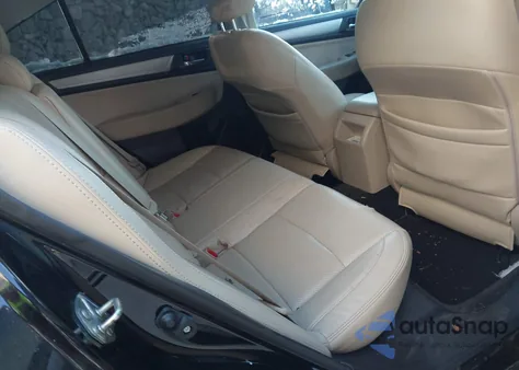 2015 Subaru Legacy 2.5I Premium z USA, uszkodzony, nr VIN 4S3BNAD68F3027517